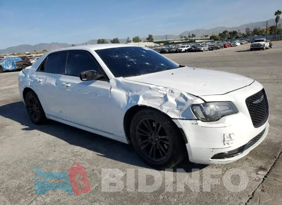 2C3CCABT8FH921893 Photo# 4