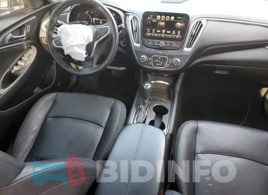 1G1ZD5ST2JF212325 Photo# 8