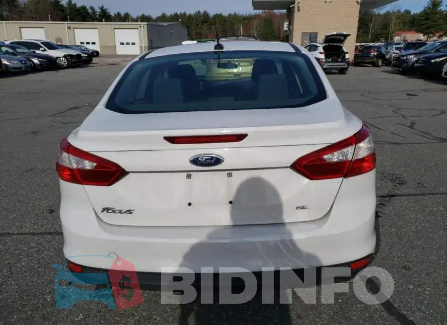 1FADP3F21EL424063 Photo# 6