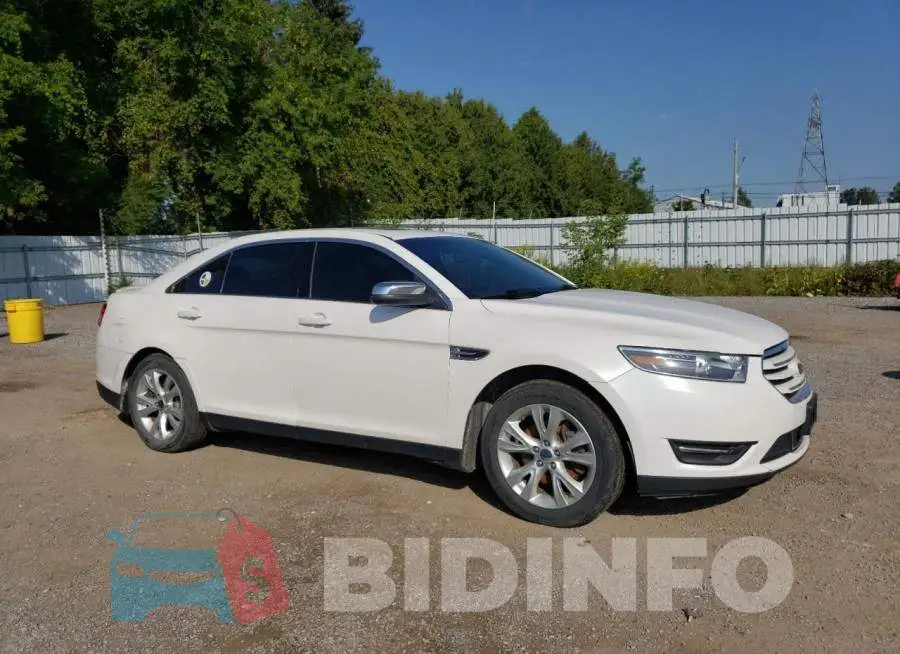 1FAHP2J80HG129587 Photo# 4