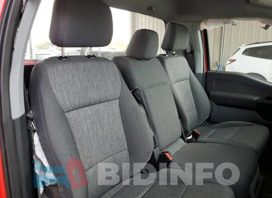 1FTNF1E84PKD08344 Photo# 10