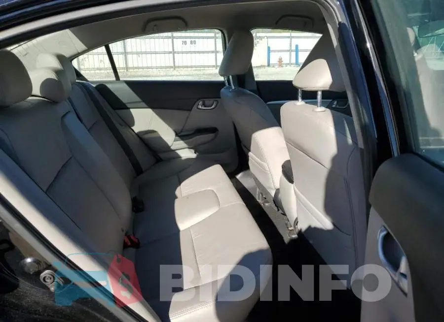 19XFB4F37EE001805 Photo# 10
