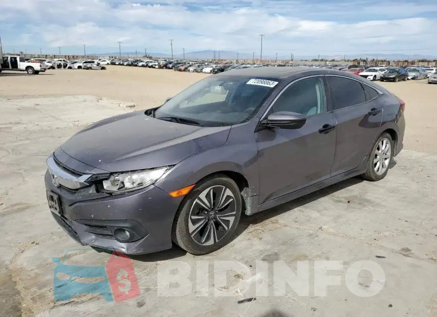 19XFC1F32HE213818 Photo# 1
