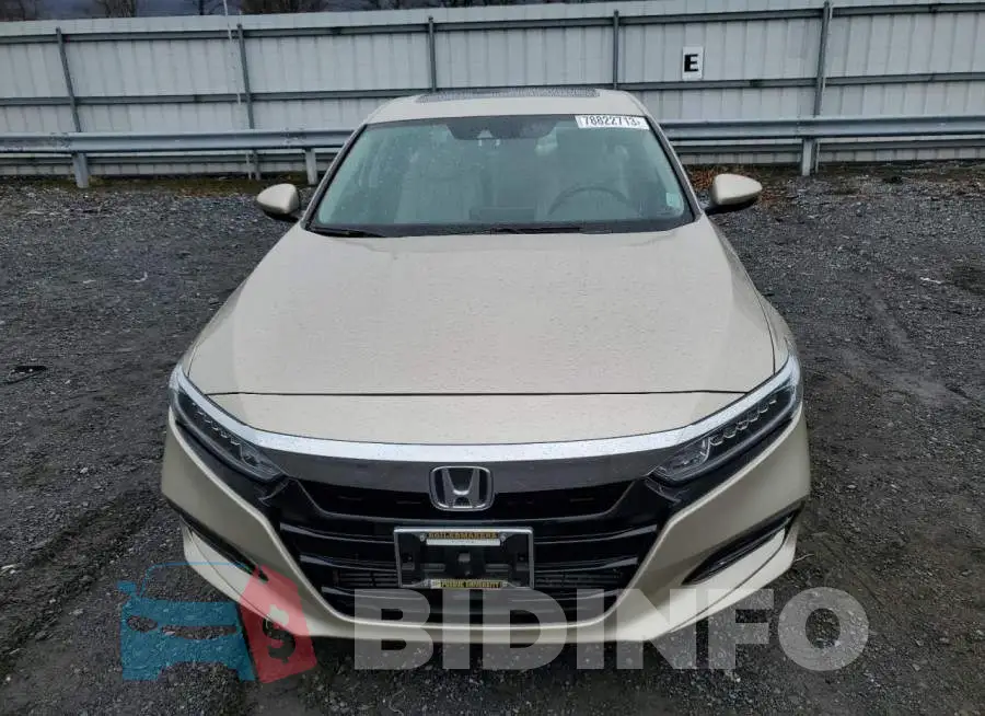 1HGCV2F56JA019422 Photo# 5