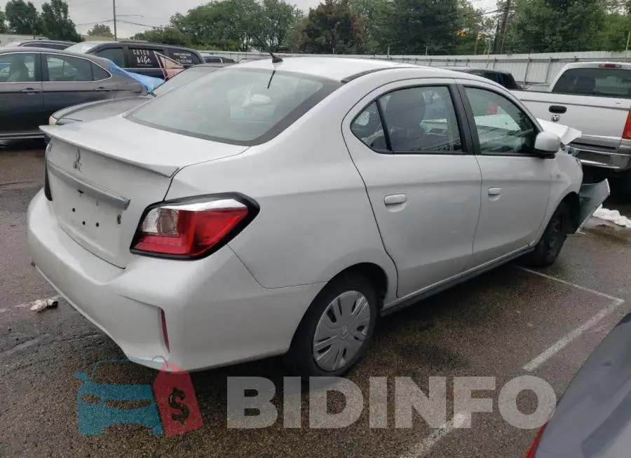 ML32FUFJ8NHF03823 Photo# 3