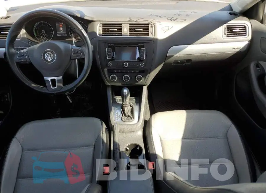 3VW637AJ8EM209103 Photo# 8