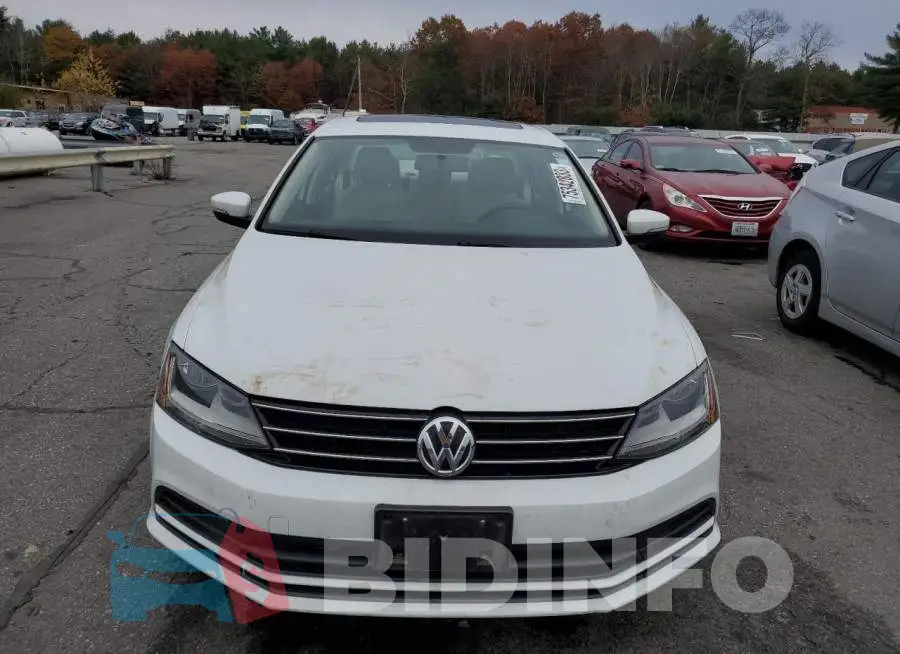 3VWB67AJ5HM399369 Photo# 5