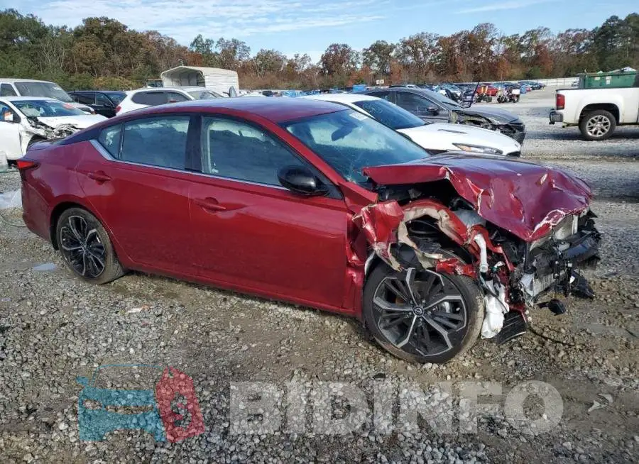 1N4BL4CV9PN407834 Photo# 4