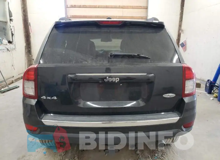 1C4NJDEB6GD558877 Photo# 6
