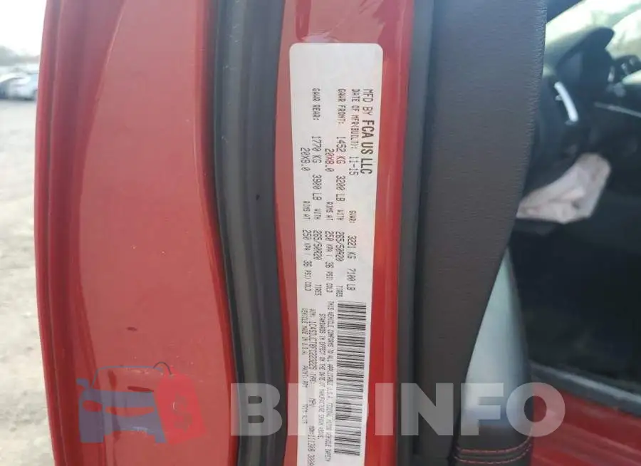 1C4SDJCT8FC223225 Photo# 12