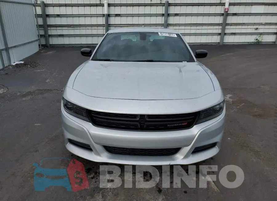 2C3CDXBG7PH584525 Photo# 5