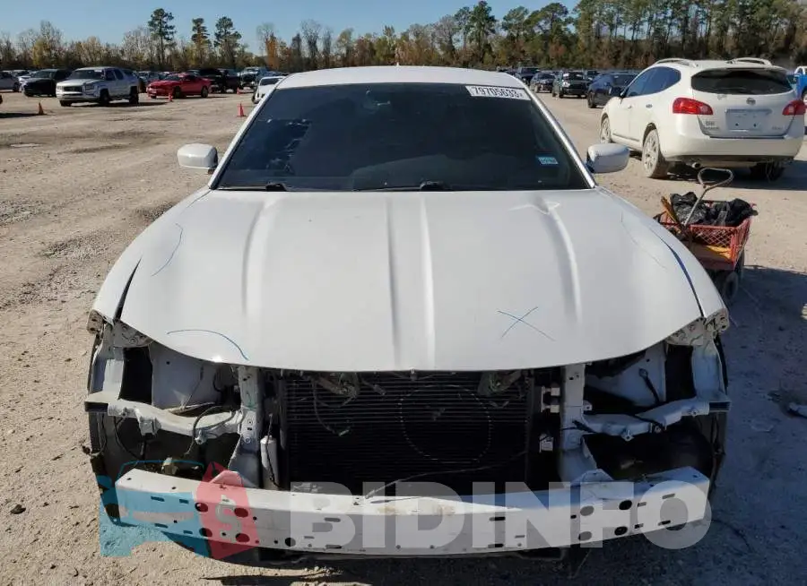 2C3CDXHG3FH841444 Photo# 5