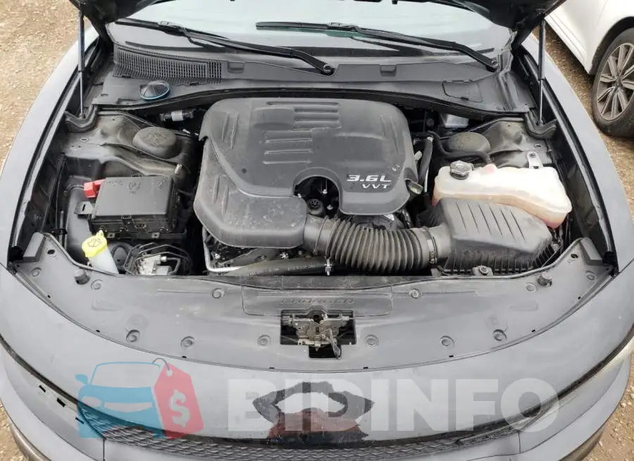 2C3CDXMG4NH271118 Photo# 11
