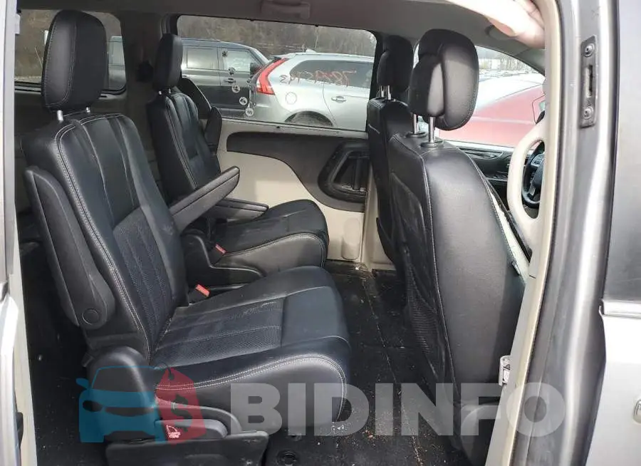 2C4RC1CG5ER169618 Photo# 11