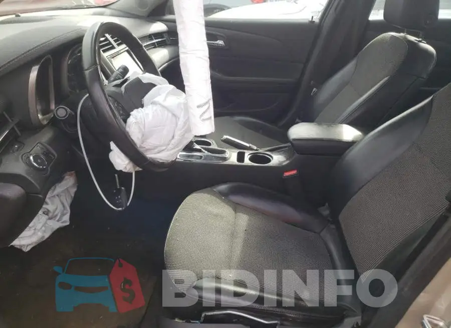 1G11D5SL1FF325607 Photo# 7