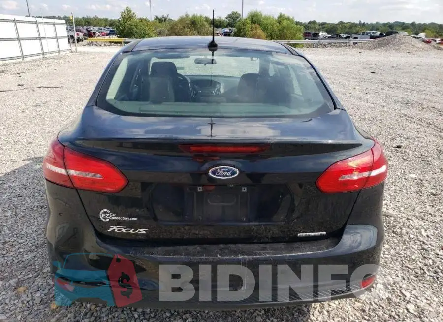 1FADP3E26FL209975 Photo# 6