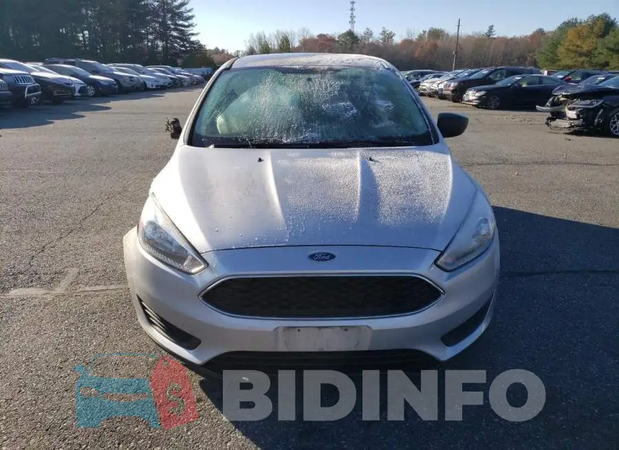 1FADP3E27JL200145 Photo# 5