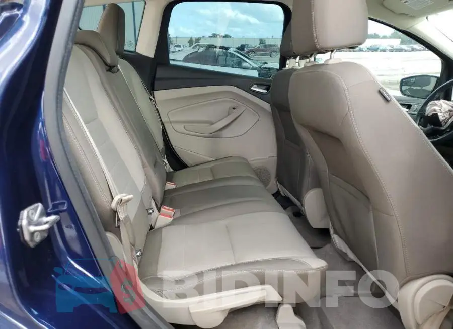 1FADP5AU5GL120144 Photo# 10