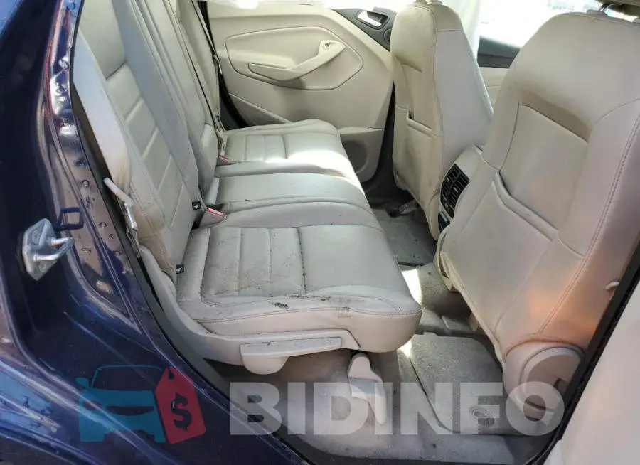 1FADP5CU3GL111665 Photo# 10