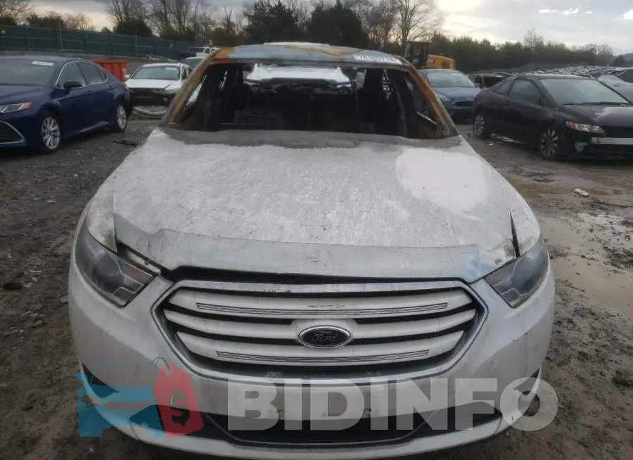 1FAHP2F89EG138714 Photo# 5