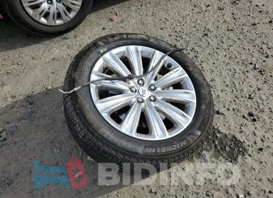 1FM5K8LCXMGB89124 Photo# 13