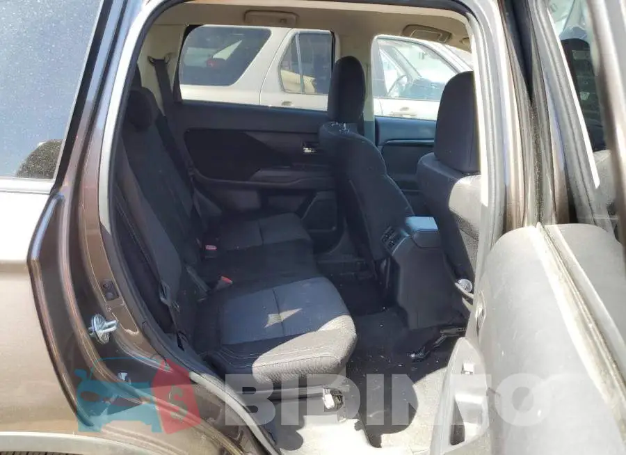 JA4AD2A32KZ055247 Photo# 11