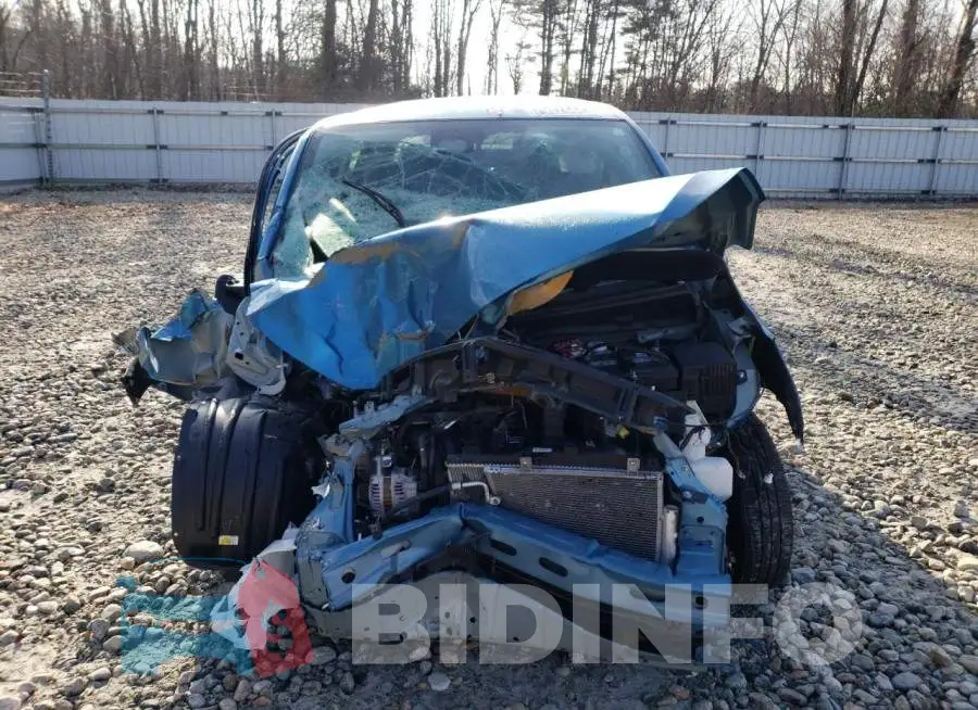 ML32AUHJ8NH005226 Photo# 5