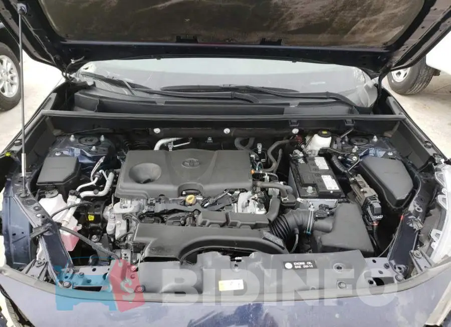 2T3C1RFV5MW158742 Photo# 11
