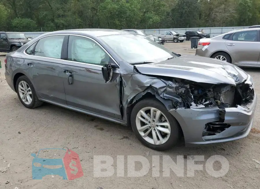 1VWSA7A38LC024652 Photo# 4