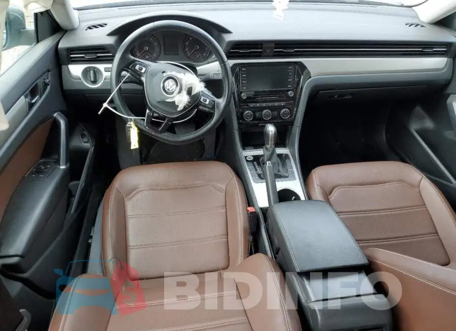 1VWSA7A38LC024652 Photo# 8