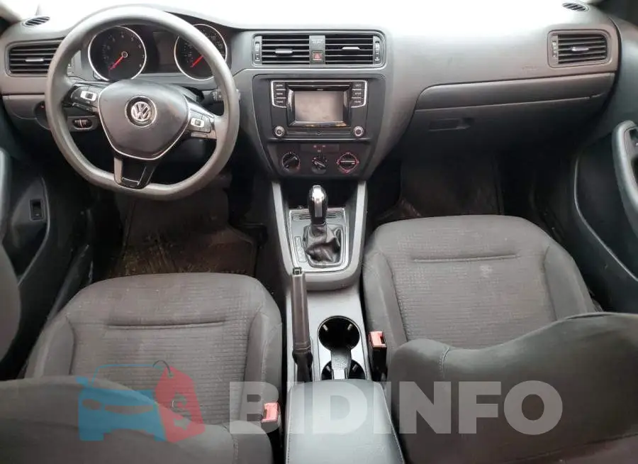 3VW267AJ0GM226941 Photo# 8