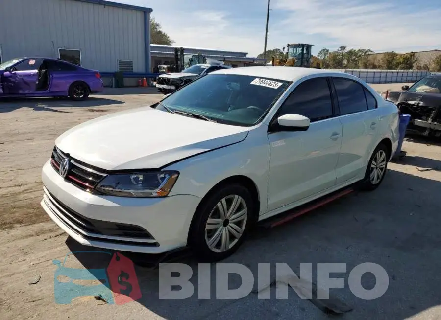 3VW2B7AJ5HM403657 Photo# 1