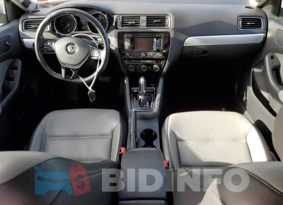 3VW637AJ7FM310554 Photo# 8