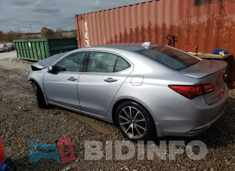 19UUB2F51FA019431 Photo# 2