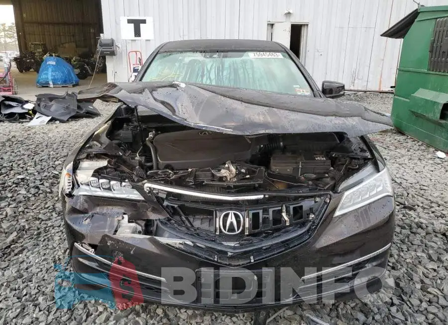 19UUB2F54FA018127 Photo# 5