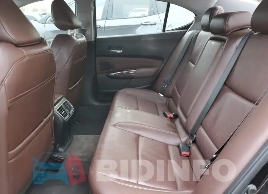 19UUB2F54FA018127 Photo# 10