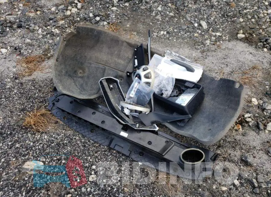 1GT49LE7XPF170355 Photo# 12