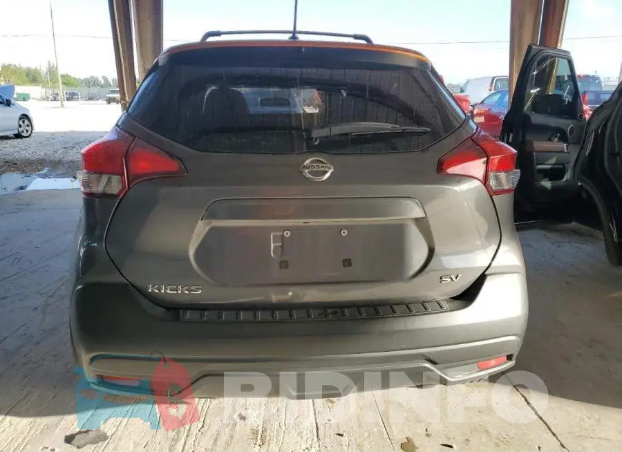 3N1CP5CU5KL488455 Photo# 6