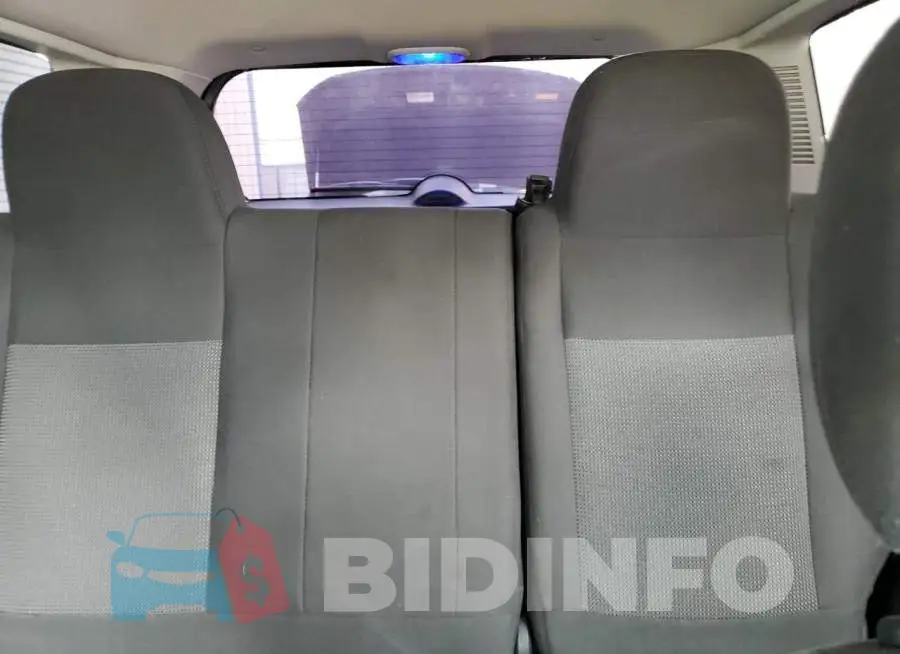 1C4NJPBB8FD281301 Photo# 10