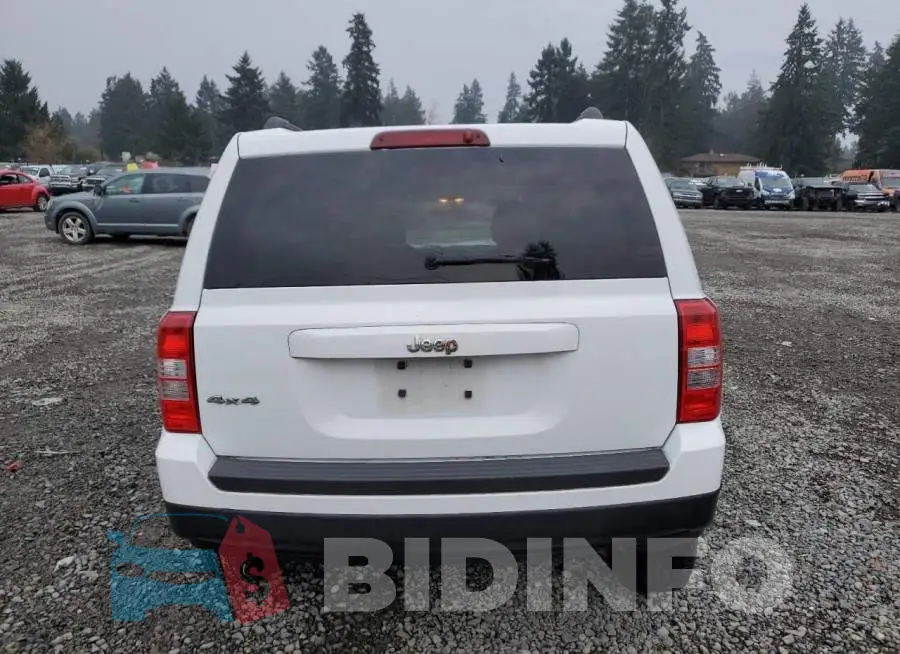 1C4NJRBB9ED510773 Photo# 6