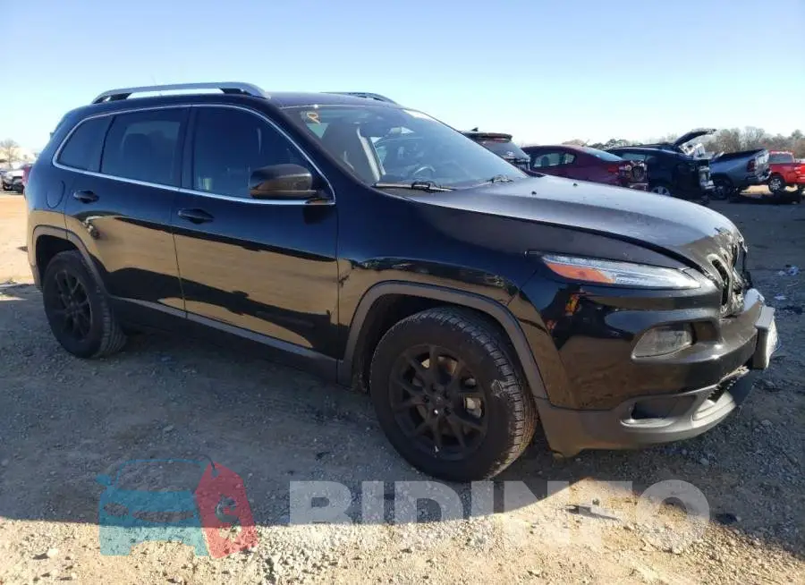 1C4PJLCB8FW712014 Photo# 4