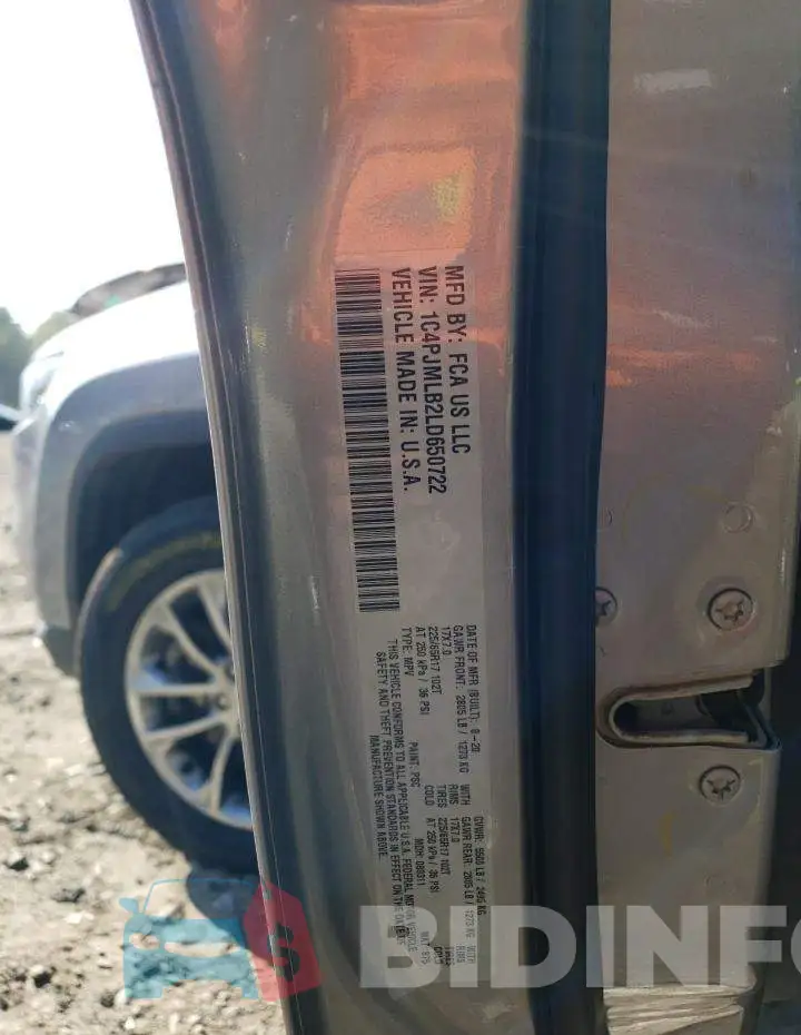 1C4PJMLB2LD650722 Photo# 13