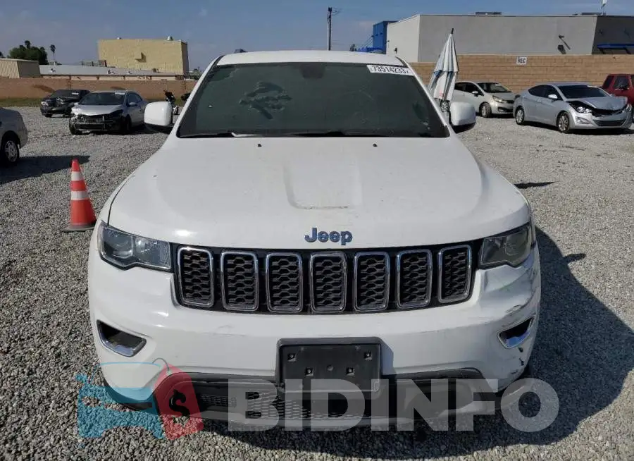 1C4RJEAG8JC260708 Photo# 5
