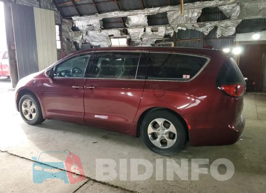 2C4RC1H73KR653520 Photo# 2