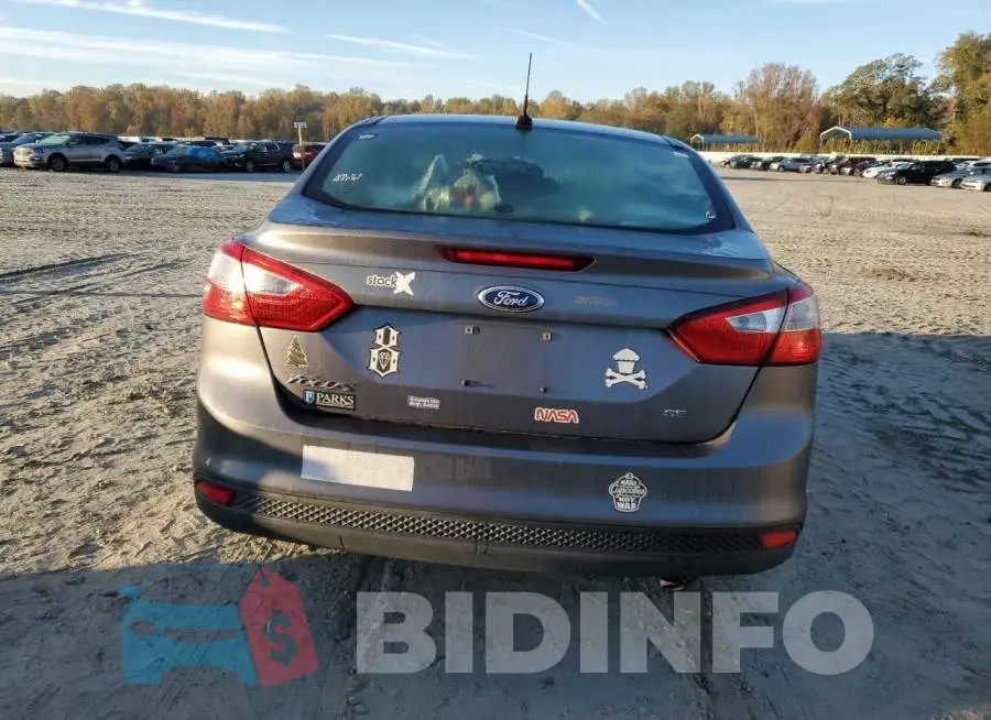 1FADP3F22EL282189 Photo# 6