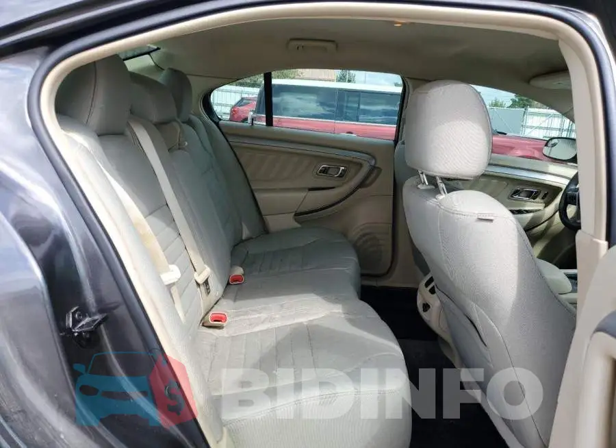 1FAHP2D86JG116182 Photo# 10