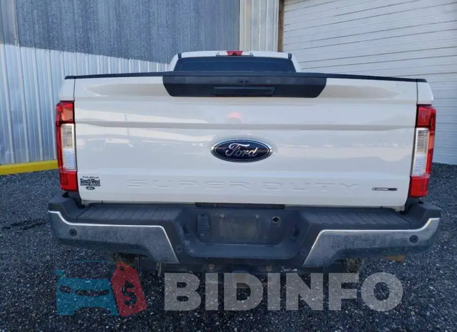 1FT7W2BT2KEC83779 Photo# 6