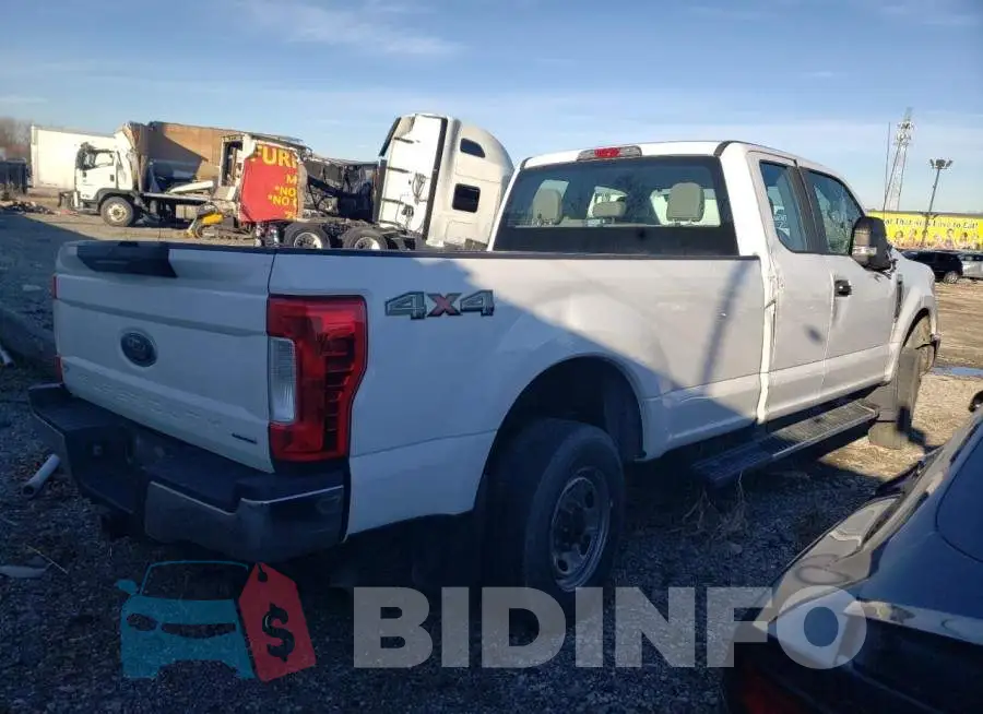 1FT7X2B60HEB58134 Photo# 3