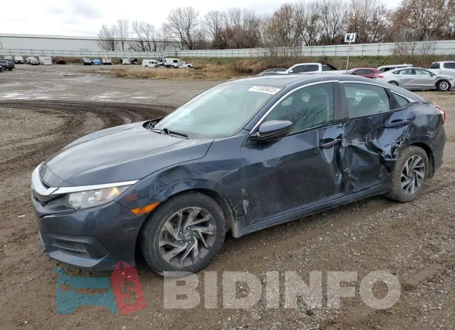 19XFC2F74HE017808 Photo# 1