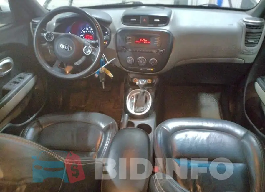 KNDJN2A23F7781825 Photo# 8